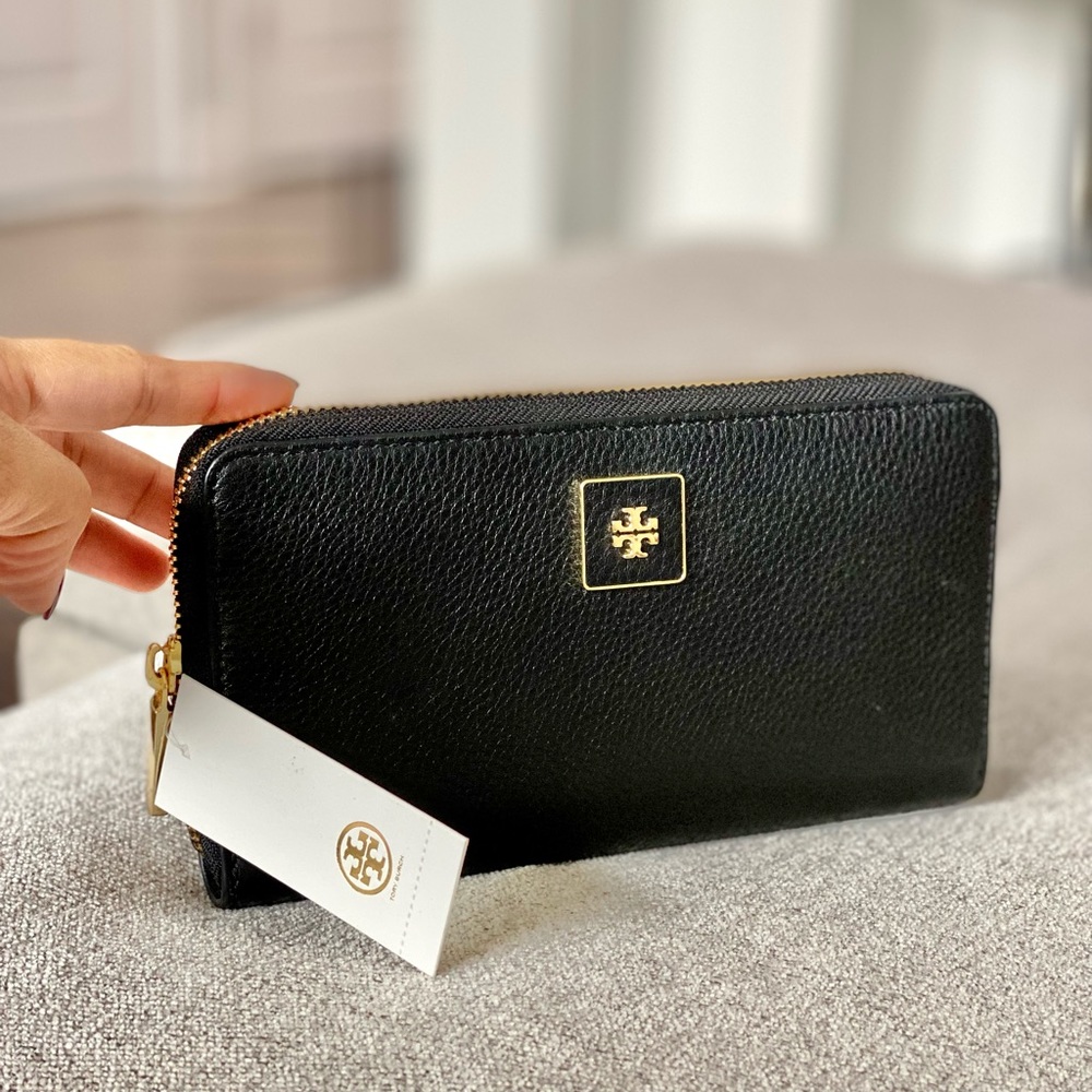 Tory Burch Black Wallet New